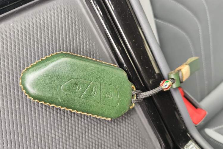 Used Volkswagen ID.4 CROZZ 2022 Long-Range Lite PRO Edition Vehicle Key
