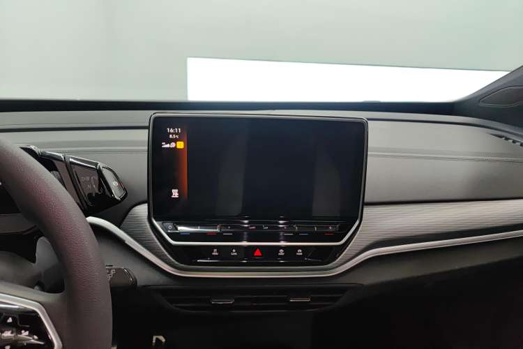 Used Volkswagen ID.4 CROZZ 2022 Pure Edition Limited Edition Audio And AC Panel