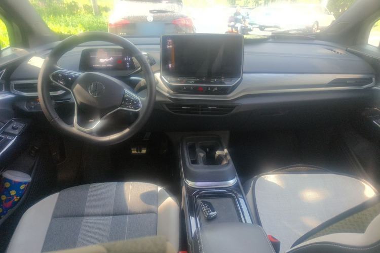 Used Volkswagen ID.4 CROZZ 2022 Pure Edition Limited Edition Center Console