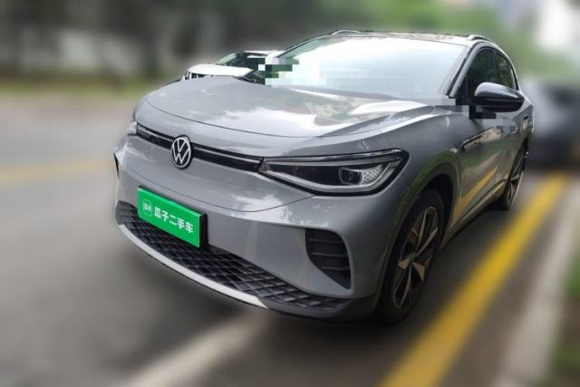 Ojetý Volkswagen ID.4 CROZZ 2022 Long-Range Lite PRO Edition