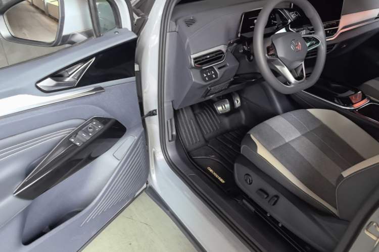 Used Volkswagen ID.4 CROZZ 2022 Pure Edition Limited Edition Driver Seat