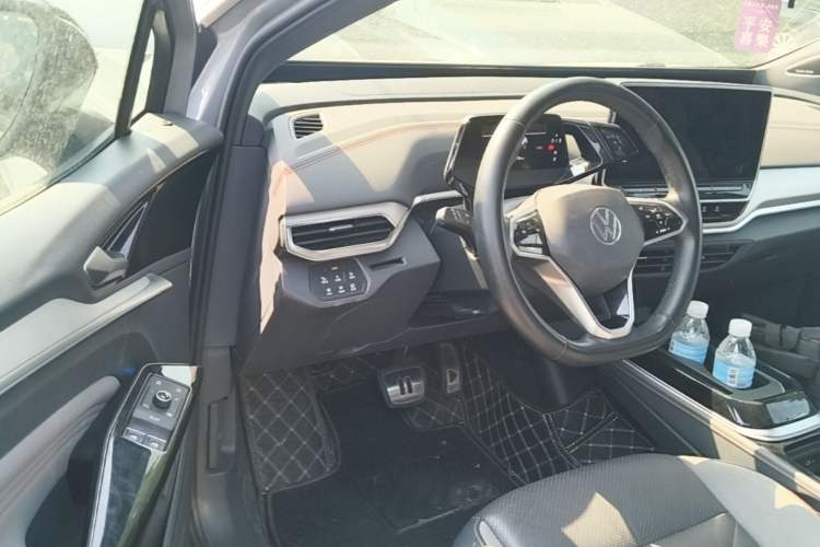 Used Volkswagen ID.4 CROZZ 2022 High-Performance PRIME Edition Driver Seat