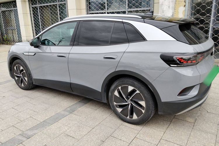Used Volkswagen ID.4 CROZZ 2022 Standard Range PURE Edition Exterior 3