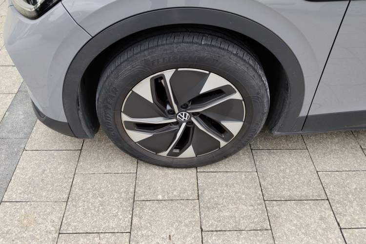 Used Volkswagen ID.4 CROZZ 2022 Standard Range PURE Edition Exterior 7