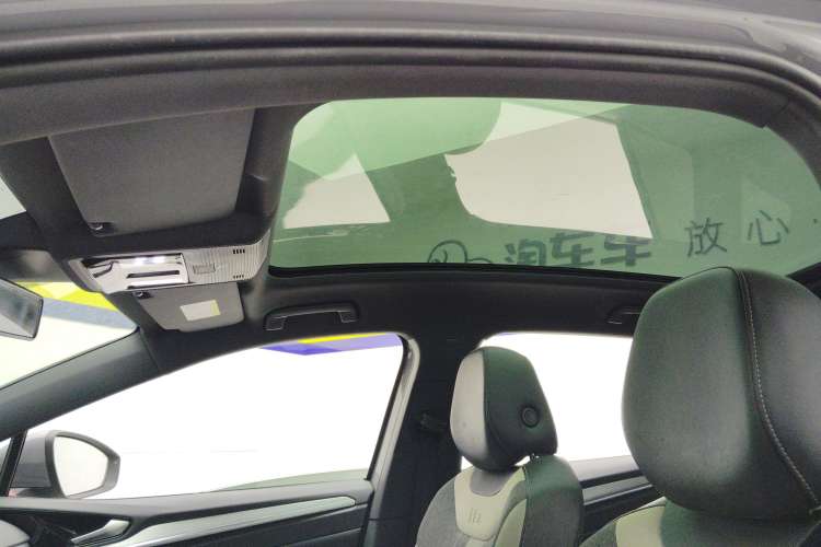 Used Volkswagen ID.4 CROZZ 2022 Pure Edition Limited Edition Headliner