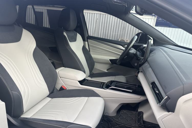 Used Volkswagen ID.4 CROZZ 2022 Long-Range Lite PRO Edition Interior 11