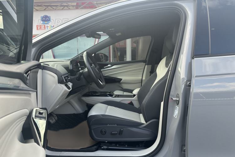 Used Volkswagen ID.4 CROZZ 2022 Long-Range Lite PRO Edition Interior 2