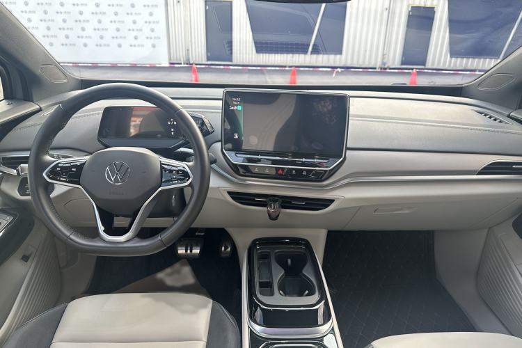 Used Volkswagen ID.4 CROZZ 2022 Long-Range Lite PRO Edition Interior 8