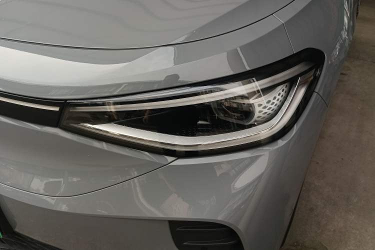 Used Volkswagen ID.4 CROZZ 2022 Long-Range Lite PRO Edition Left Front Headlight
