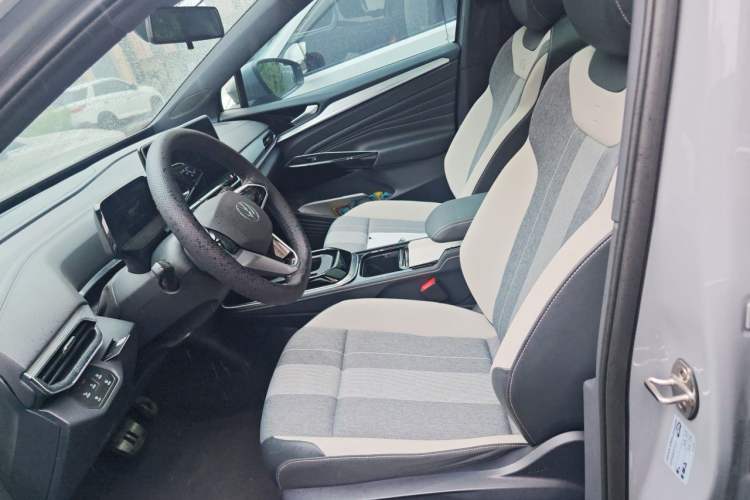 Used Volkswagen ID.4 CROZZ 2022 Standard Range PURE Edition Left Front Seat