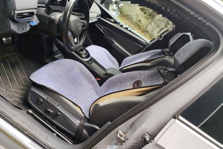 Used Volkswagen ID.4 CROZZ 2022 Long-Range Lite PRO Edition Left Front Seat