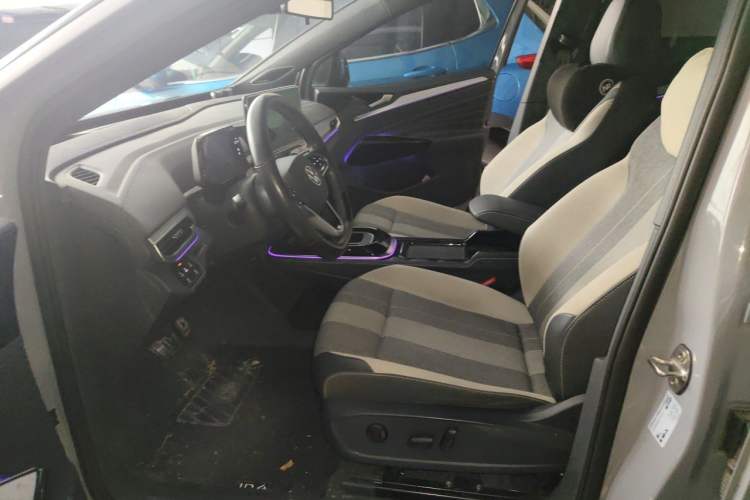 Used Volkswagen ID.4 CROZZ 2022 Pure Edition Limited Edition Left Front Seat
