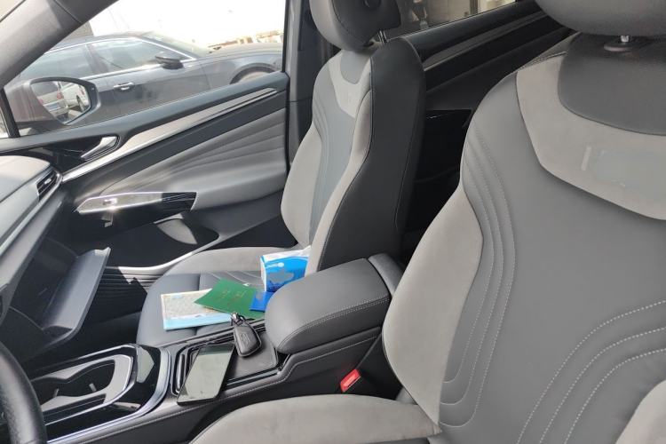 Used Volkswagen ID.4 CROZZ 2022 Long-Range Lite PRO Edition Left Front Seat