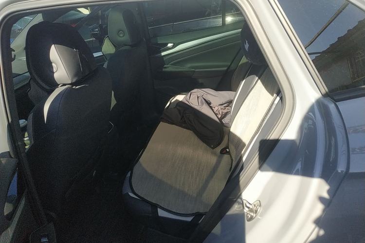 Used Volkswagen ID.4 CROZZ 2022 Pure Edition Limited Edition Left Rear Seat