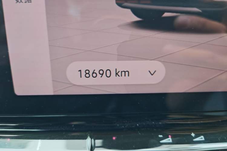 Used Volkswagen ID.4 CROZZ 2022 Standard Range PURE Edition Odometer Close Up