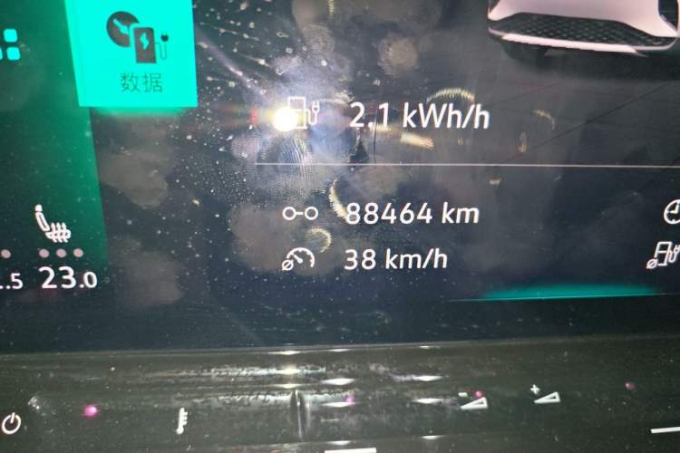 Used Volkswagen ID.4 CROZZ 2022 Long-Range Lite PRO Edition Odometer Close Up