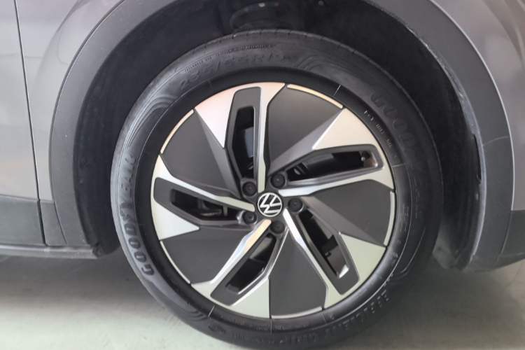 Used Volkswagen ID.4 CROZZ 2022 Pure Edition Limited Edition Right Rear Wheel Hub