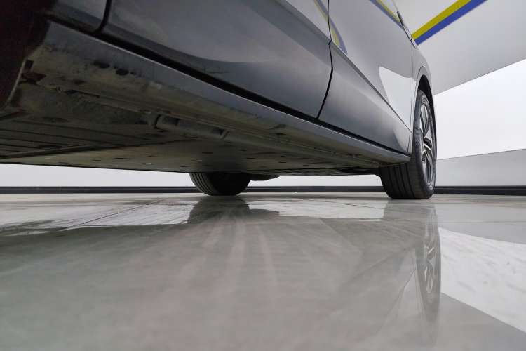 Used Volkswagen ID.4 CROZZ 2022 Pure Edition Limited Edition Right Side Sill