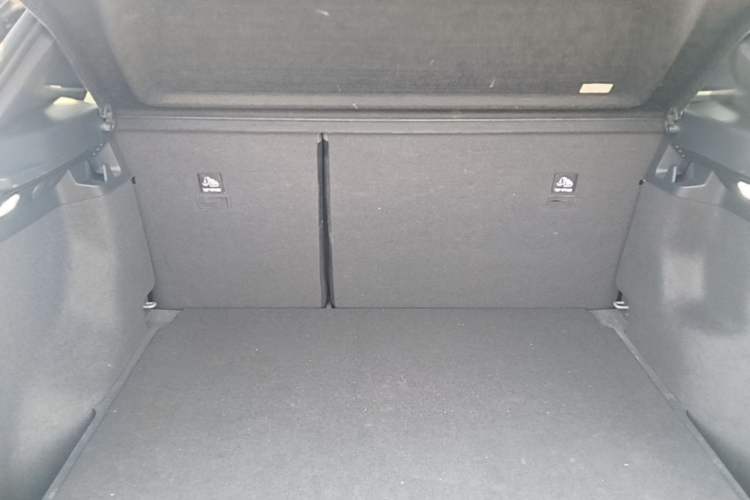 Used Volkswagen ID.4 CROZZ 2022 High-Performance PRIME Edition Trunk