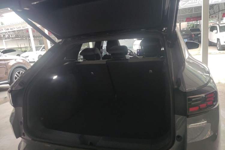 Used Volkswagen ID.4 CROZZ 2022 Long-Range Lite PRO Edition Trunk