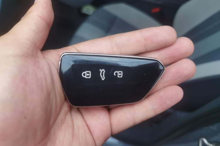 Used Volkswagen ID.4 CROZZ 2022 Pure Edition Limited Edition Vehicle Key