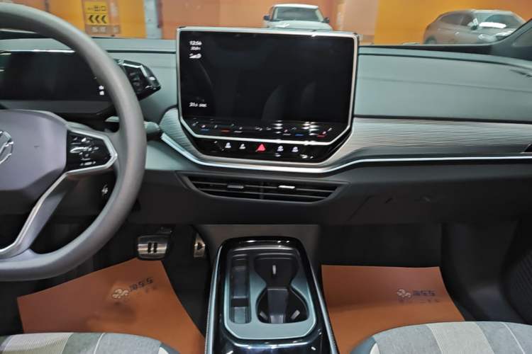 Used Volkswagen ID.4 CROZZ 2022 Pure Edition Limited Edition Audio And AC Panel