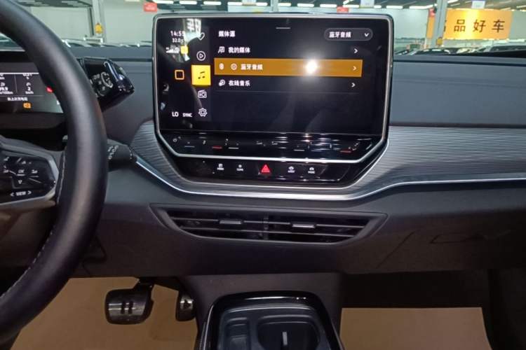 Used Volkswagen ID.4 CROZZ 2022 Pure Edition Limited Edition Audio And AC Panel