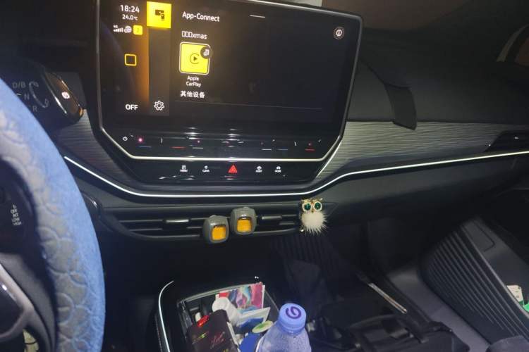 Used Volkswagen ID.4 CROZZ 2022 Pure Edition Limited Edition Audio And AC Panel