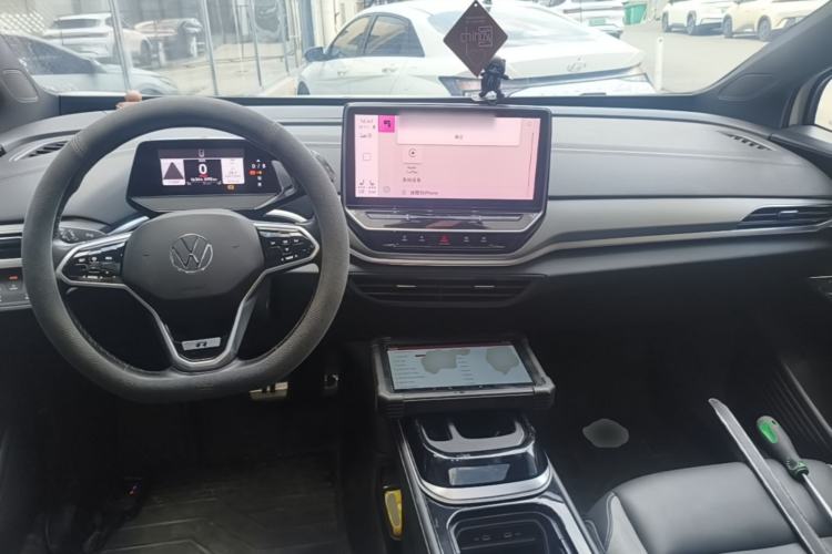 Used Volkswagen ID.4 CROZZ 2022 Long-Range Lite PRO Edition Center Console