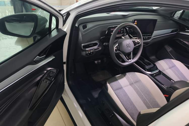 Used Volkswagen ID.4 CROZZ 2022 Pure Edition Limited Edition Driver Seat
