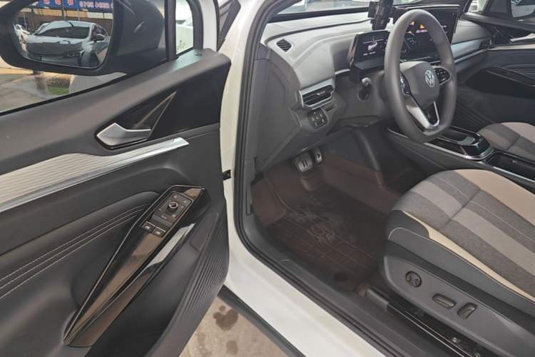 Used Volkswagen ID.4 CROZZ 2022 Pure Edition Limited Edition Driver Seat