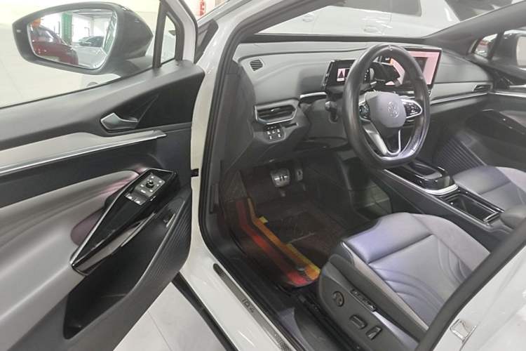Used Volkswagen ID.4 CROZZ 2022 Long-Range Lite PRO Edition Driver Seat