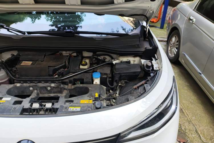 Used Volkswagen ID.4 CROZZ 2022 Long-Range PRO Edition Engine Bay Left