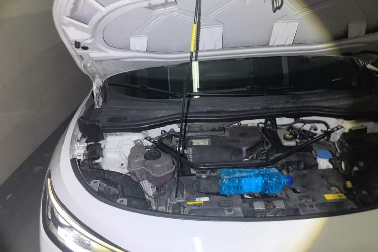 Used Volkswagen ID.4 CROZZ 2022 Long-Range PURE+ Edition Engine Bay Right