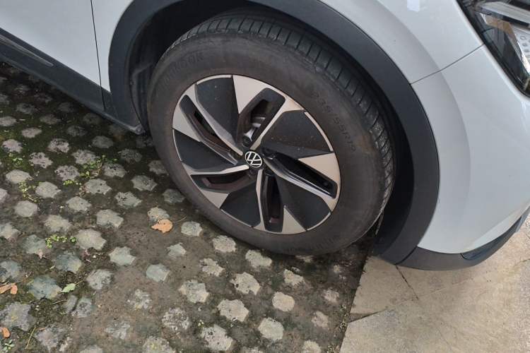 Used Volkswagen ID.4 CROZZ 2022 Long-Range PURE+ Edition Exterior 1