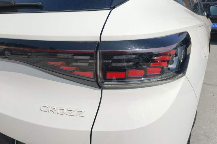 Used Volkswagen ID.4 CROZZ 2022 Pure Edition Limited Edition Exterior 3