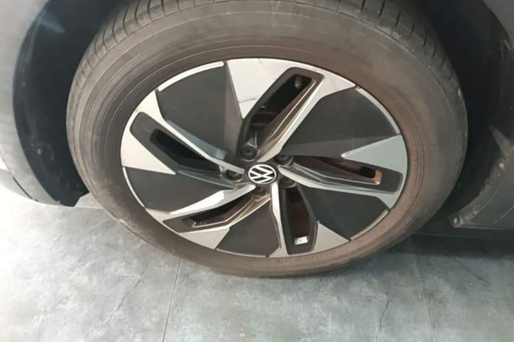 Used Volkswagen ID.4 CROZZ 2022 Long-Range PURE+ Edition Exterior 4