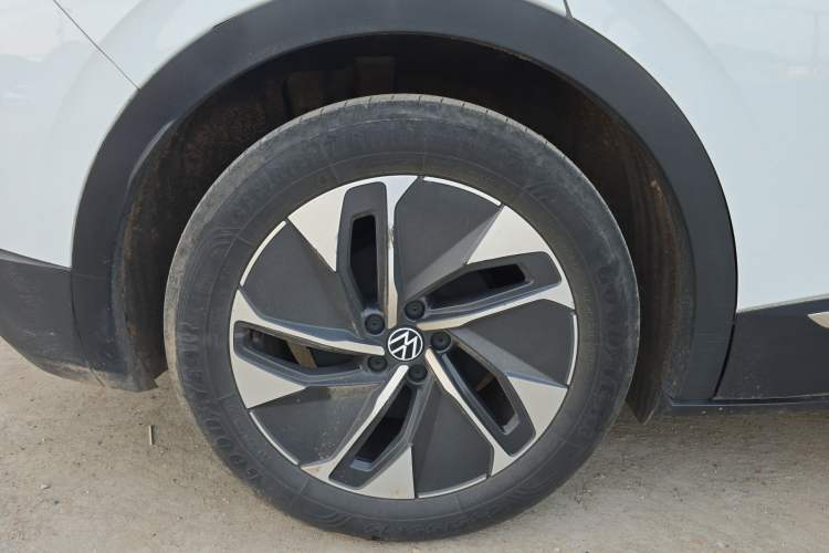 Used Volkswagen ID.4 CROZZ 2022 Standard Range PURE Edition Exterior 5