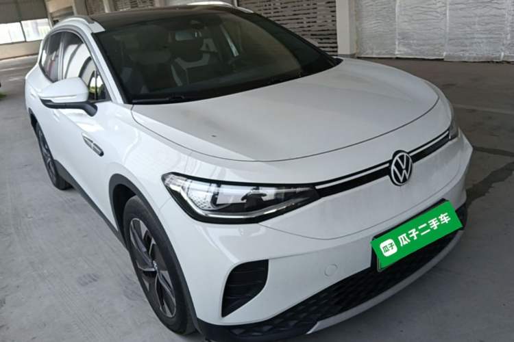 Used Volkswagen ID.4 CROZZ 2022 Pure Edition Limited Edition Front Right 45 Deg