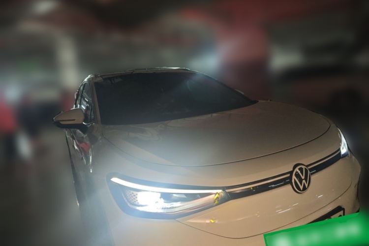 Used Volkswagen ID.4 CROZZ 2022 Pure Edition Limited Edition Front Right 45 Deg