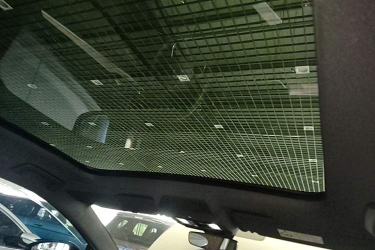 Used Volkswagen ID.4 CROZZ 2022 Long-Range PRO Edition Headliner