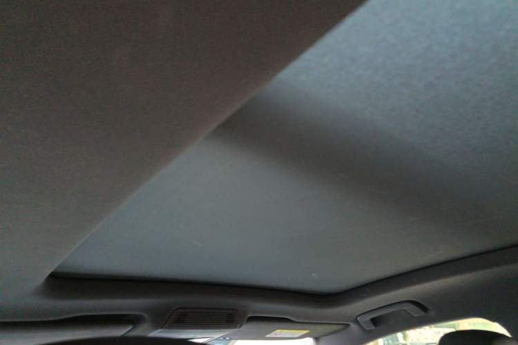 Used Volkswagen ID.4 CROZZ 2022 Long-Range PURE+ Edition Headliner