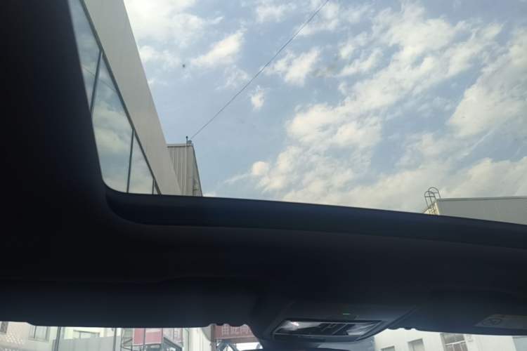 Used Volkswagen ID.4 CROZZ 2022 Long-Range Lite PRO Edition Headliner