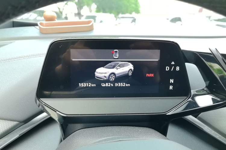 Used Volkswagen ID.4 CROZZ 2022 Long-Range Lite PRO Edition Instrument Cluster