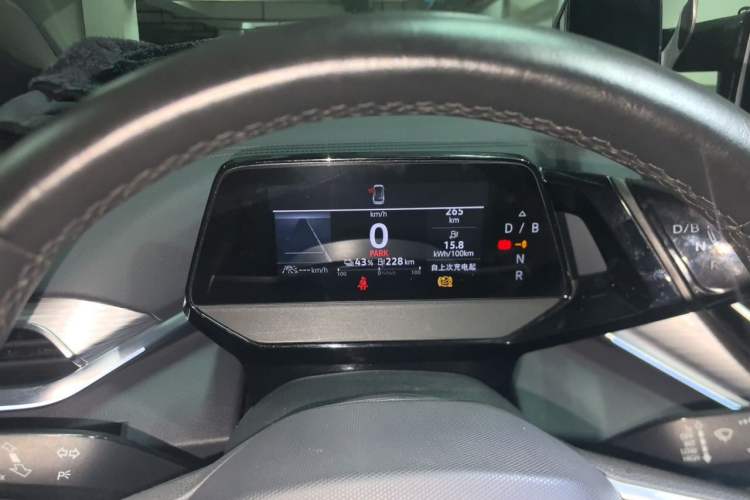 Used Volkswagen ID.4 CROZZ 2022 Long-Range PURE+ Edition Instrument Cluster