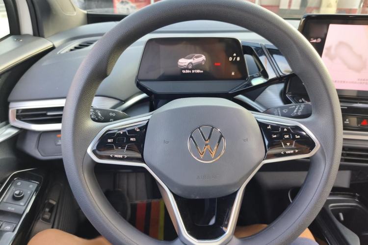 Used Volkswagen ID.4 CROZZ 2022 Long-Range PURE+ Edition Interior 2