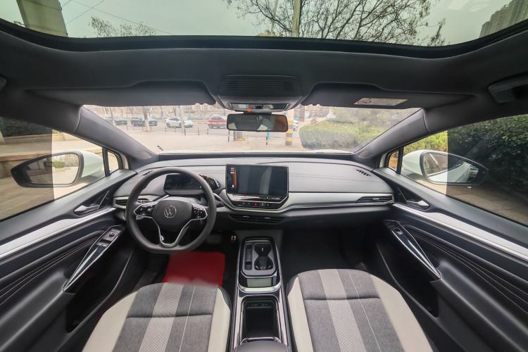 Used Volkswagen ID.4 CROZZ 2022 Pure Edition Limited Edition Interior 3