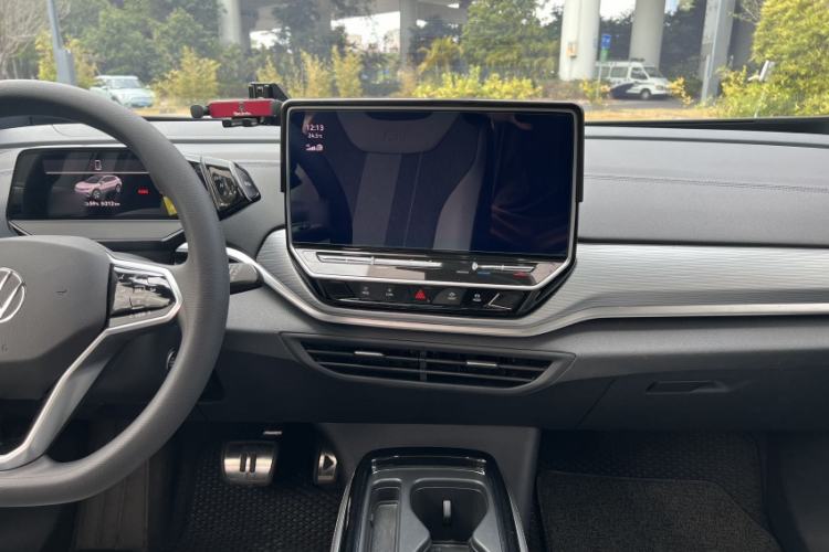 Used Volkswagen ID.4 CROZZ 2022 Pure Edition Limited Edition Interior 6
