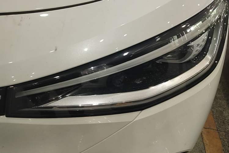 Used Volkswagen ID.4 CROZZ 2022 Long-Range Lite PRO Edition Left Front Headlight
