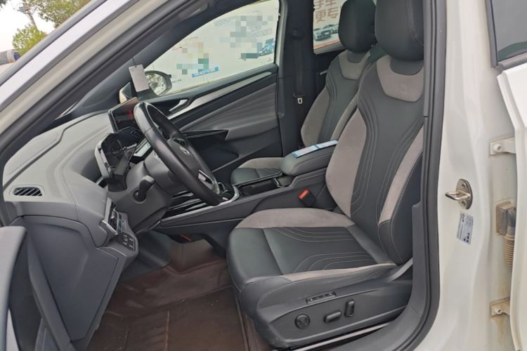 Used Volkswagen ID.4 CROZZ 2022 Long-Range Lite PRO Edition Left Front Seat